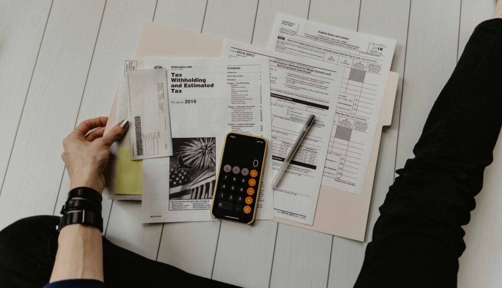 Chi phí được trừ khi mua hàng của cá nhân, hộ kinh doanh không có hóa đơn: hồ sơ theo Nghị định 320/2025 và Thông tư 20/2026 (CV 5263/GLA-QLDN2)